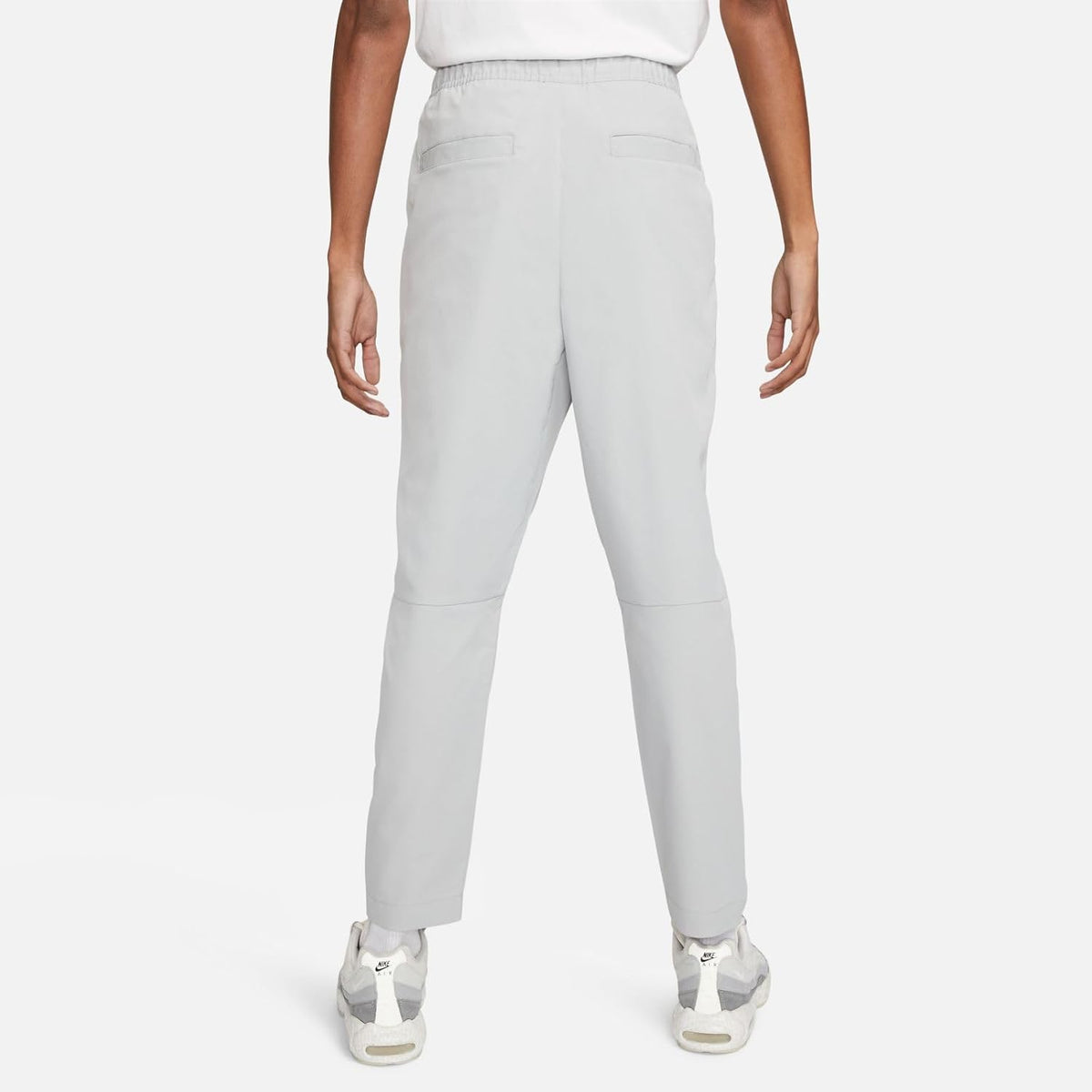 Nike - M Nk Club WVN Taper Leg Pant, Sports Trouser