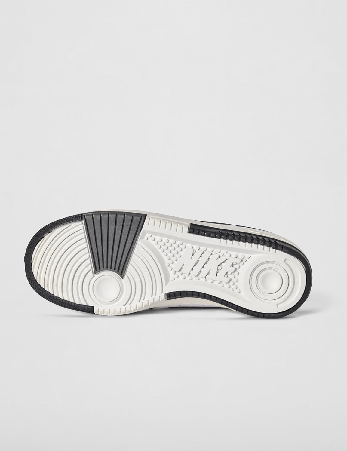 Nike Gamma Force for neaker, White