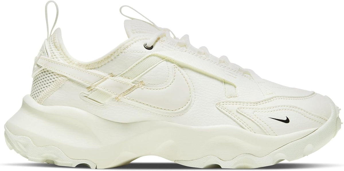 Nike TC 7900 Shoes, Sail/Black/Sail