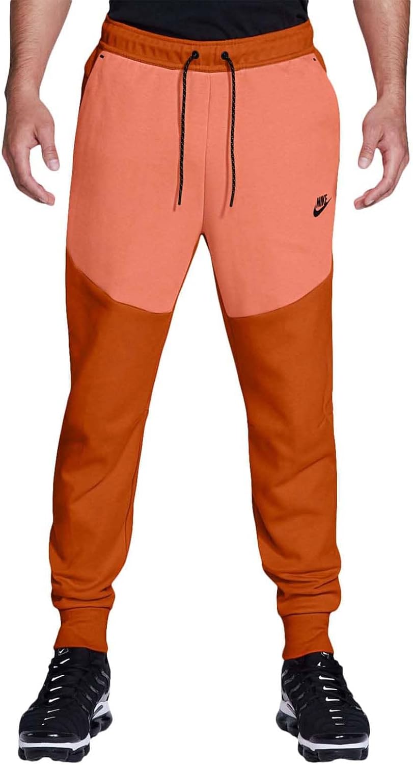 Nike Sportswear Tech Fleece Joggers Slim fit for a Tailored Feel, Perfect for Everyday wear