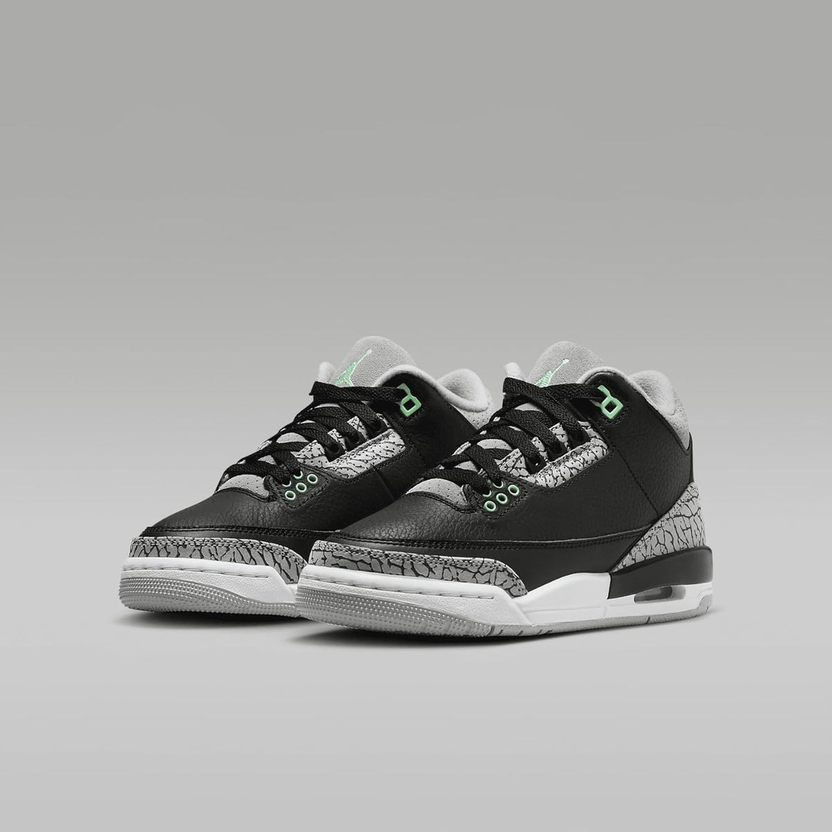Jordan 3 Retro Black/Green Glow-Wolf Grey -