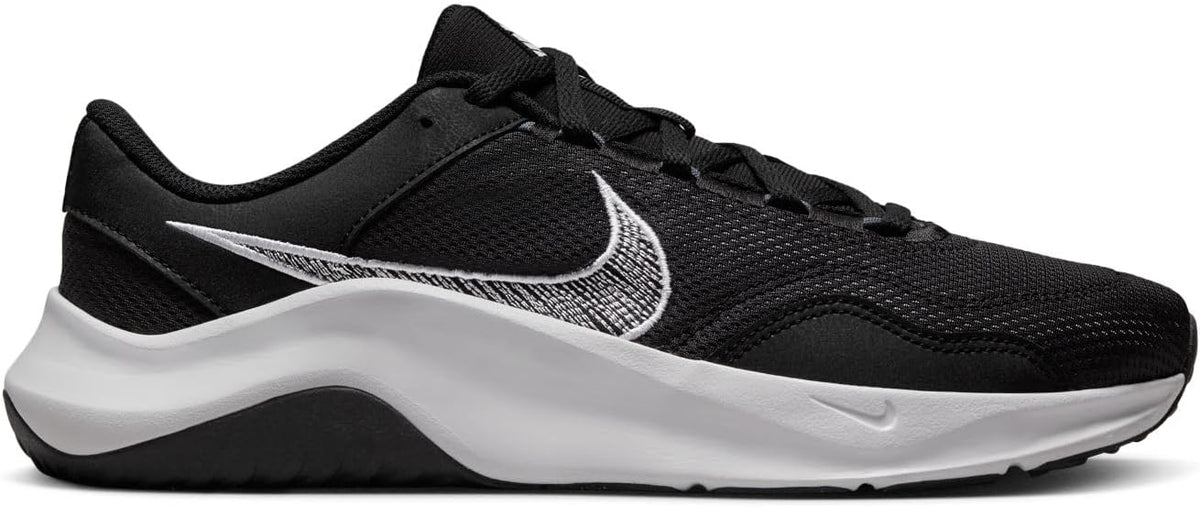 Nike - Legend Essential 3 - - Color: Black - Size: