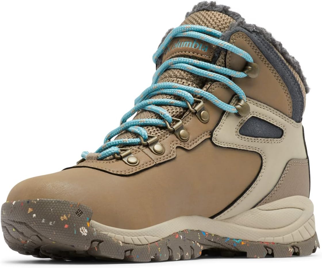 Columbia Newton Ridge Plus Omni Heat Hiking Shoe, Wet Sand/Sea Wave