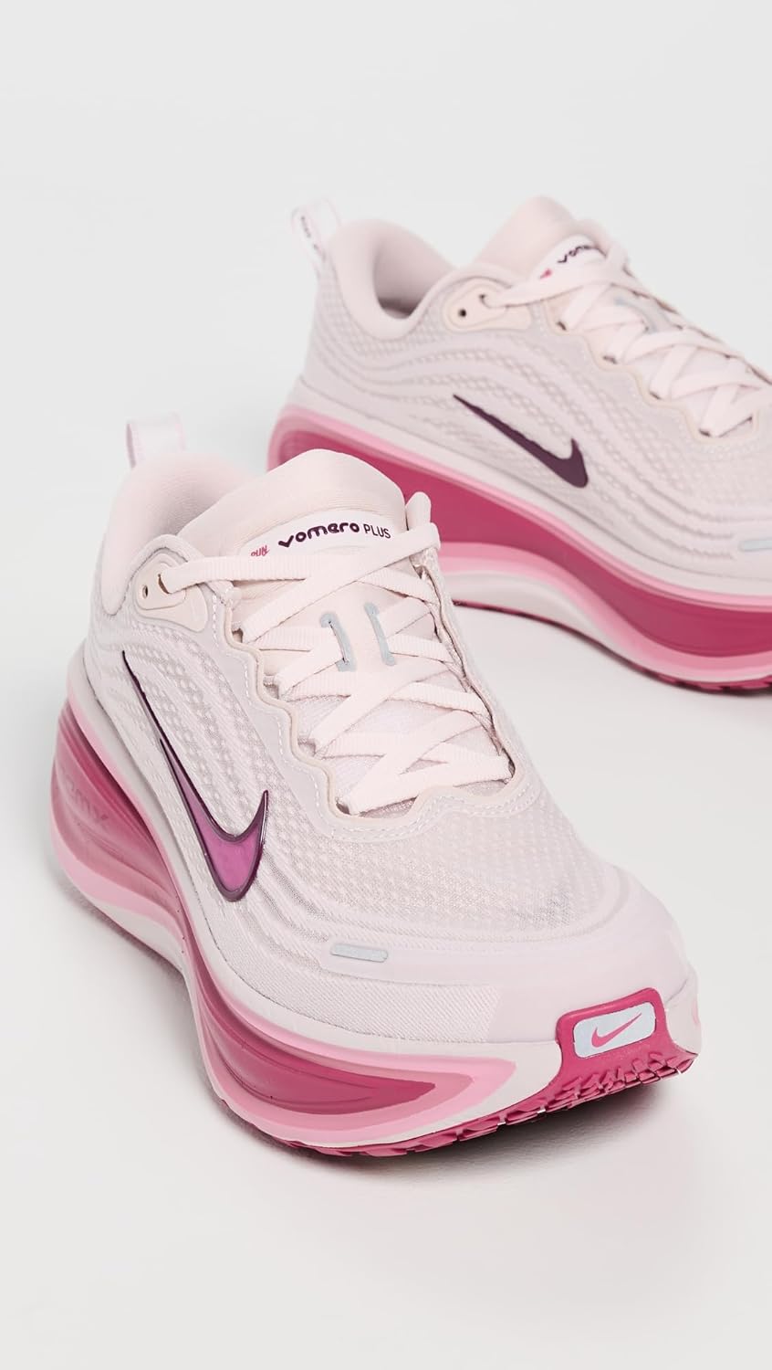 Nike Vomero Plus Sneakers, Silt Red/Bordeaux/Sweet Beet