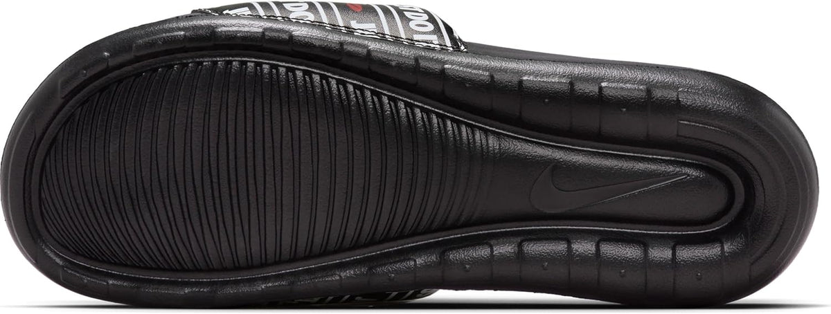 Nike Victori One Shoes