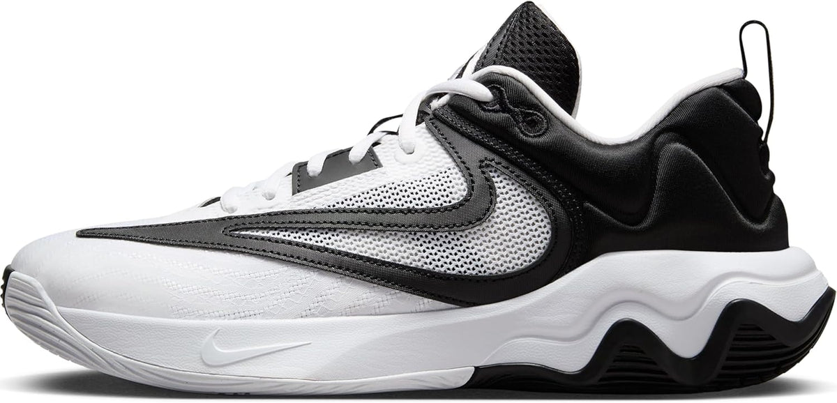 Nike - Three-Quarter Sneaker