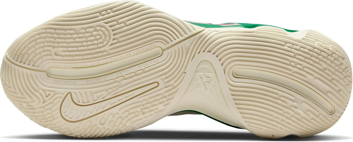 Nike Giannis Immortality 3, Three Quarters Tall Man, Malachite Malachite Med Soft Pink