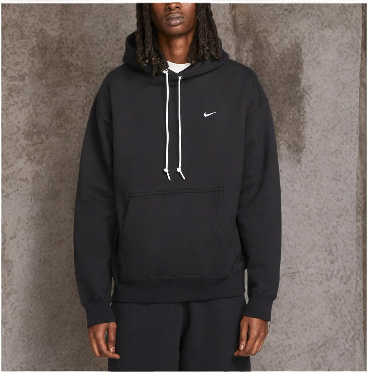 Nike Sportswear Solo Swoosh Fleece Pullover Hoodie, Black/White