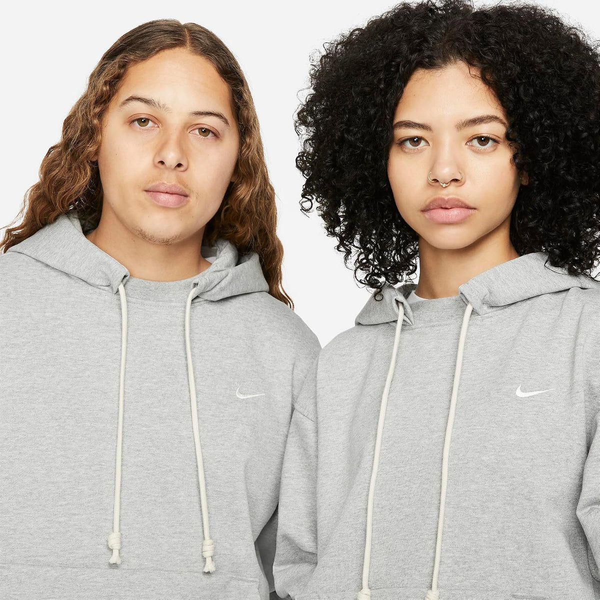 Nike Dri-FIT Issue Pullover Basketball Hoodie (US, Alpha, Small, Regular, Regular, Dark Grey Heather/Pale Ivory