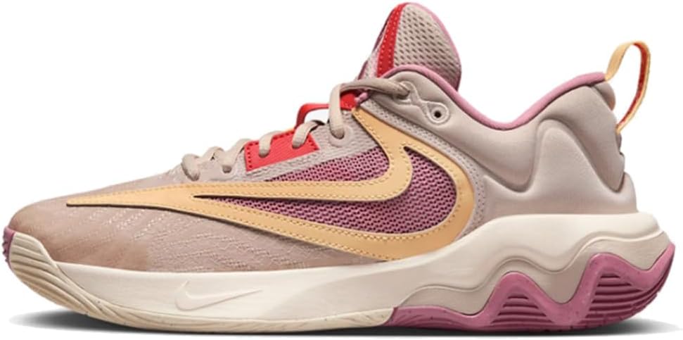 Nike - Three-Quarter Sneaker