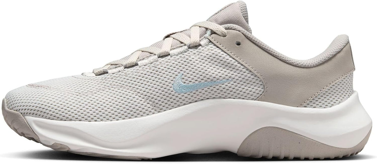 Nike W Legend Essential 3 Nn Training Shoes