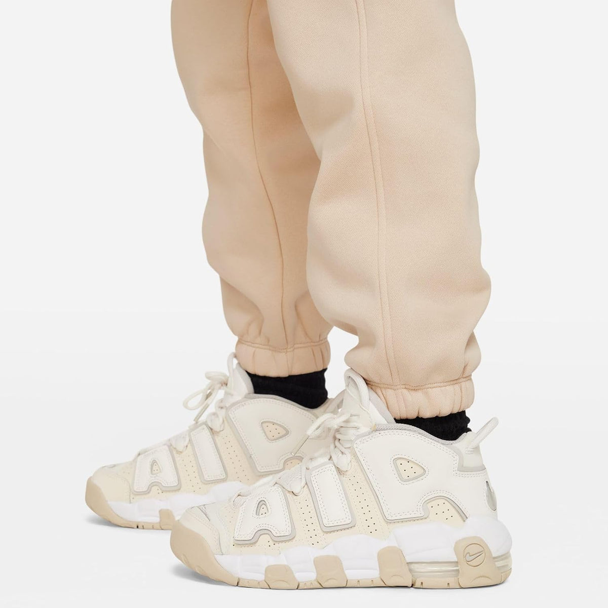 Nike G Nsw Club Flc Loose Pant Lbr Trouser, SANDDRIFT/SANDDRIFT/(WHITE)