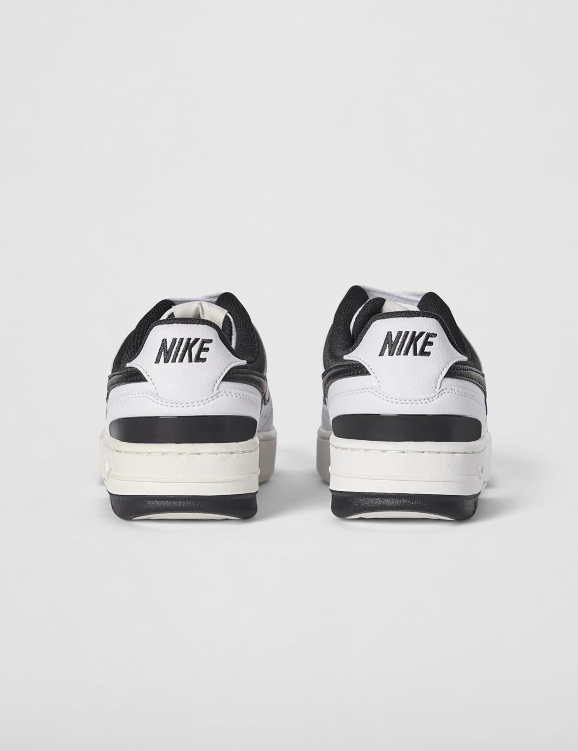 Nike Gamma Force s Shoes, Sneaker Woman, White Black