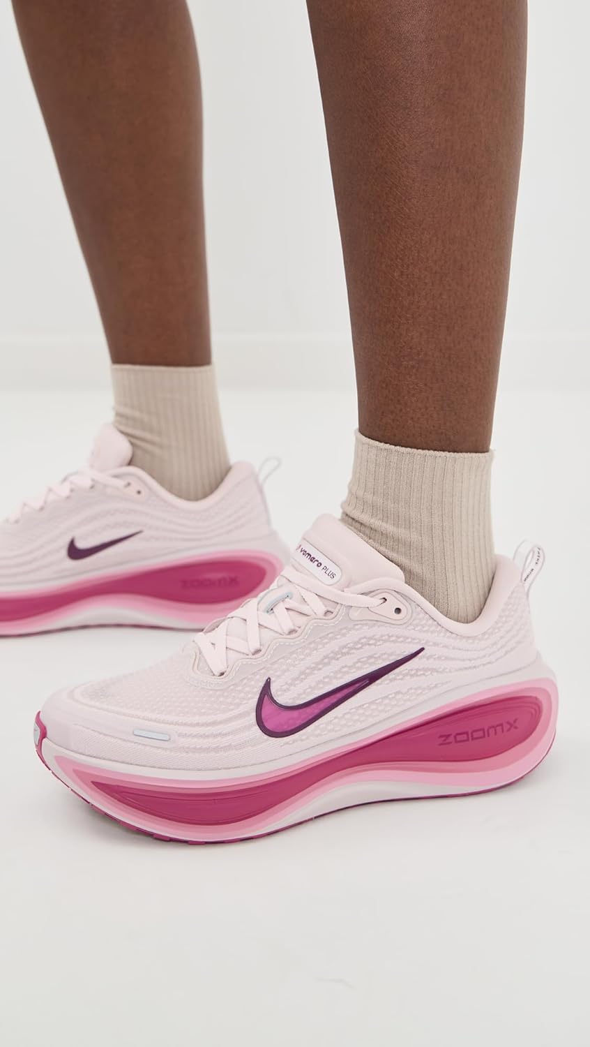 Nike Vomero Plus Sneakers, Silt Red/Bordeaux/Sweet Beet