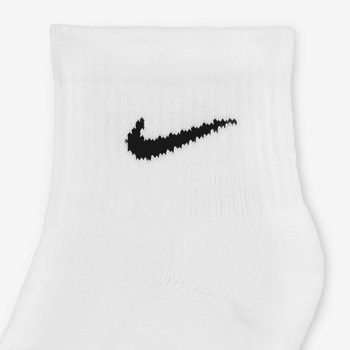 Nike Everyday Plus Cushioned Multicolor