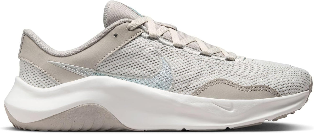 Nike W Legend Essential 3 Nn Training Shoes