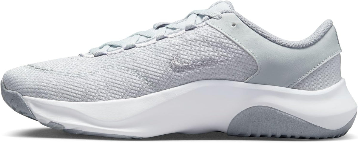 Nike W Legend Essential 3 Nn Running Shoe, Pure Platinum/Metallic Silver-White, 6 Uk (8.5 Us)