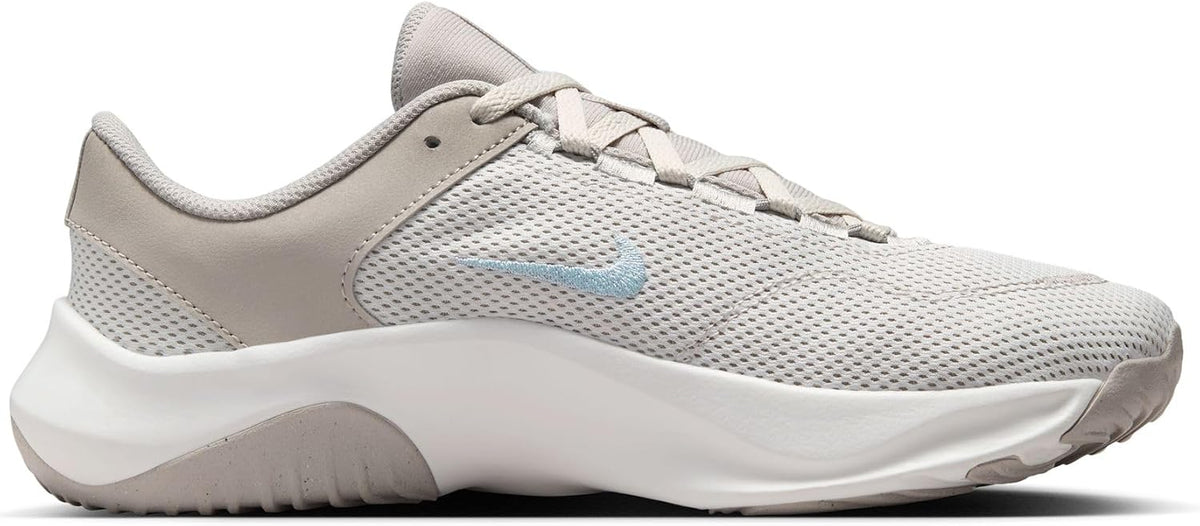 Nike W Legend Essential 3 Nn Training Shoes