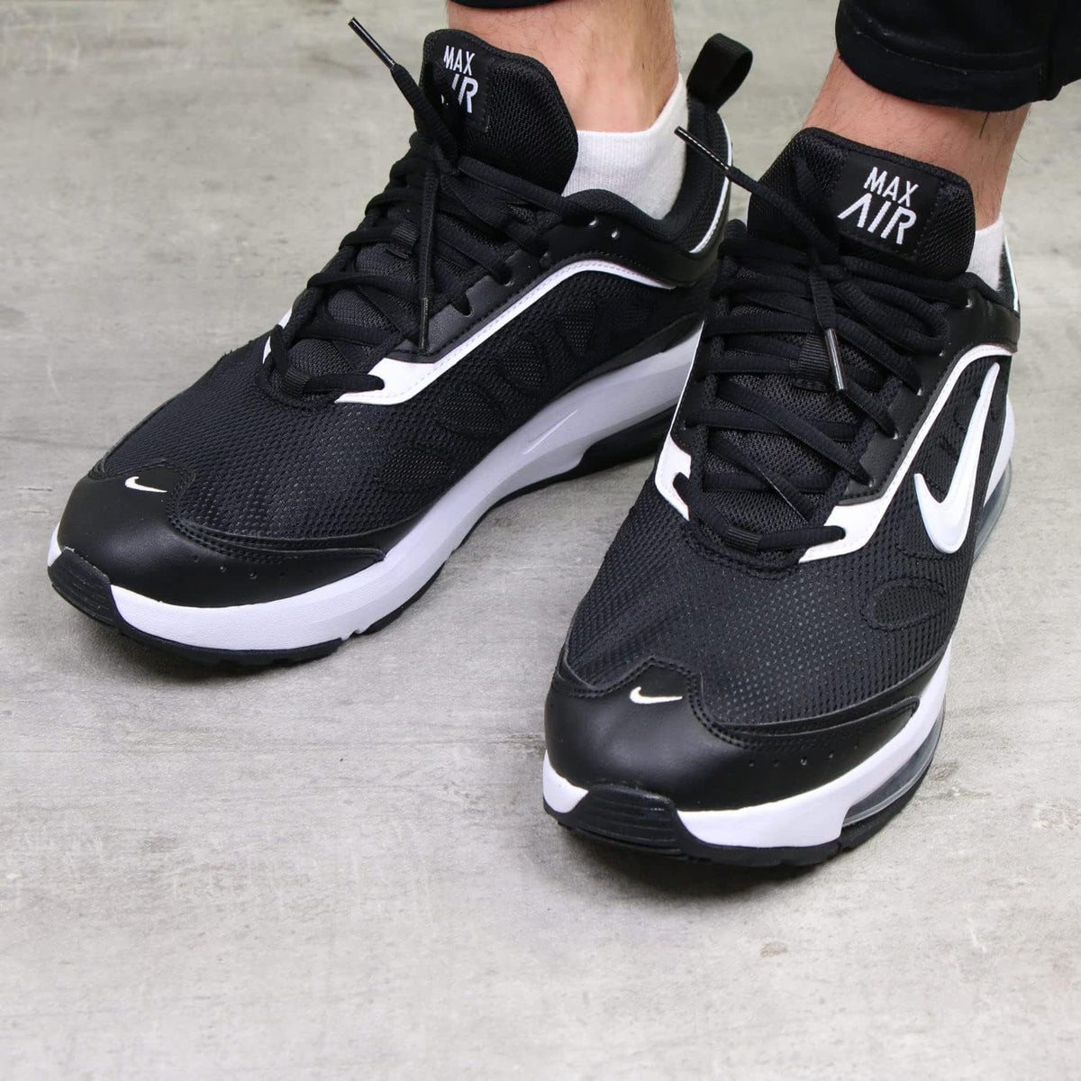 Nike - Air Max AP - - Color: Black - Size:
